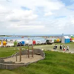 F12 Freistehendes Haus Mit Garten An Der Nordsee By Interhome 펜션 *